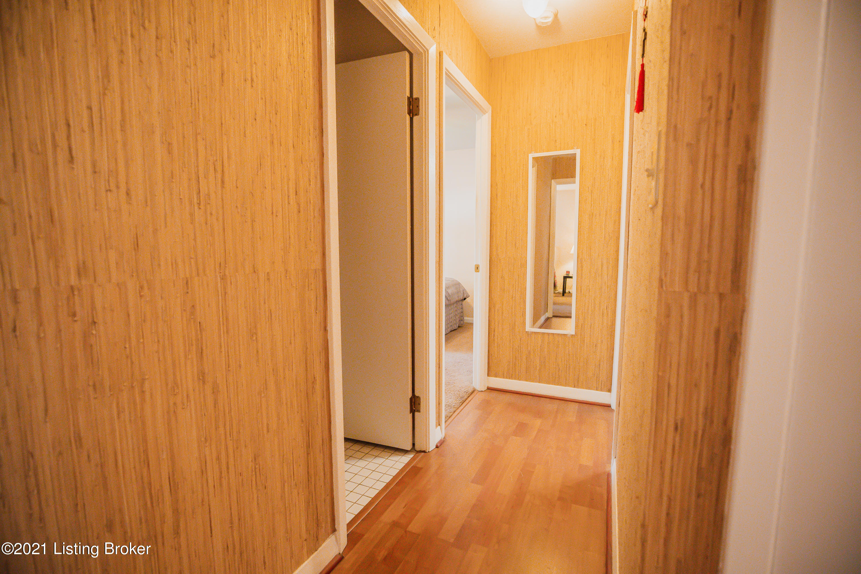 1905 Millgate Road Louisville, KY 40223 - Photo 33 of 44 DSC01547