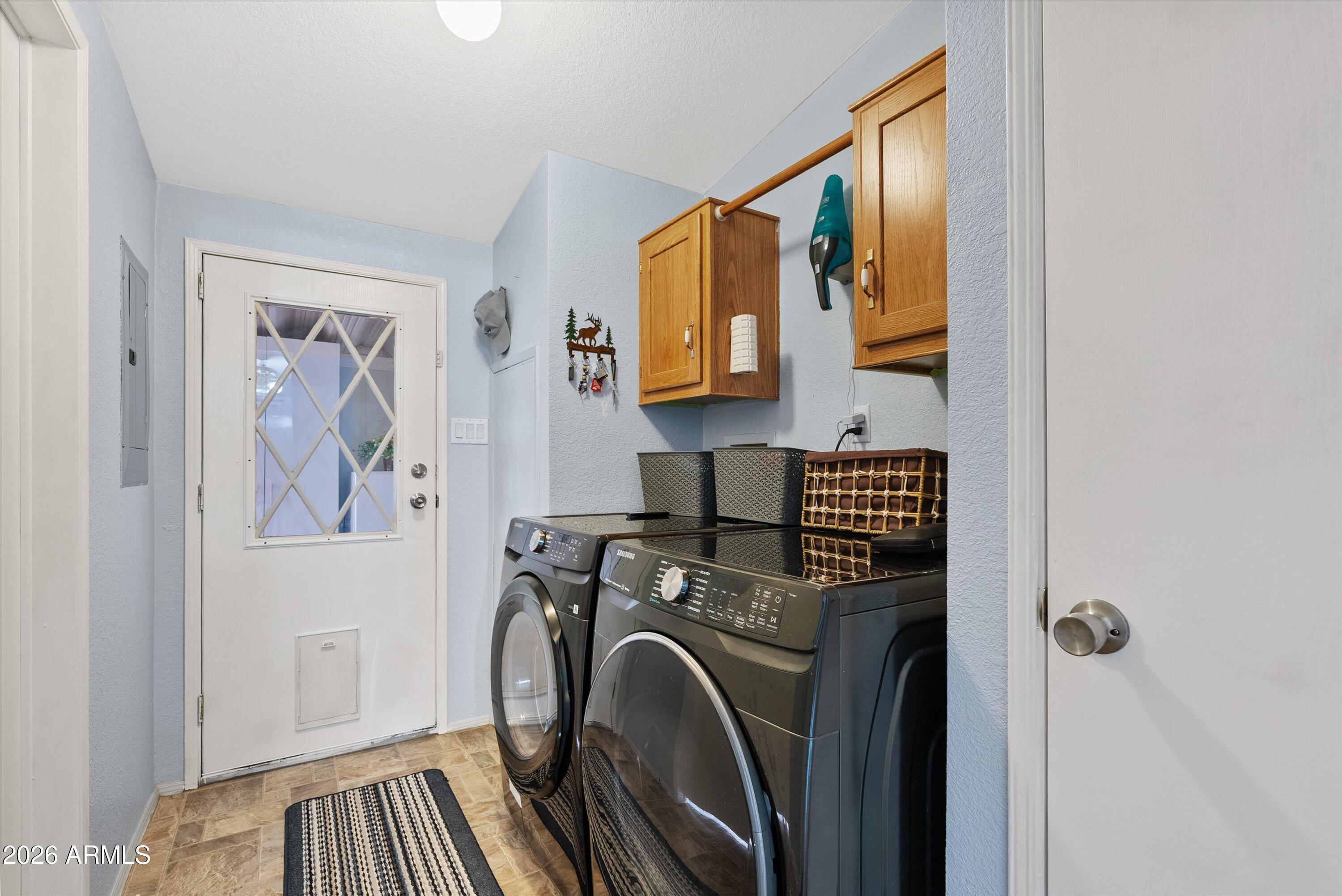 3700 South Tomahawk Road, Unit 91 Apache Junction, AZ 85119 - Photo 10 of 29 Laundry Room