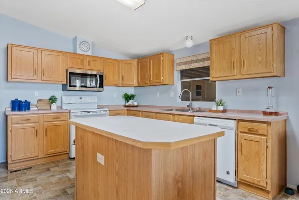 $94,999 | 3700 South Tomahawk Road, Unit 91, Apache Junction, AZ 85119