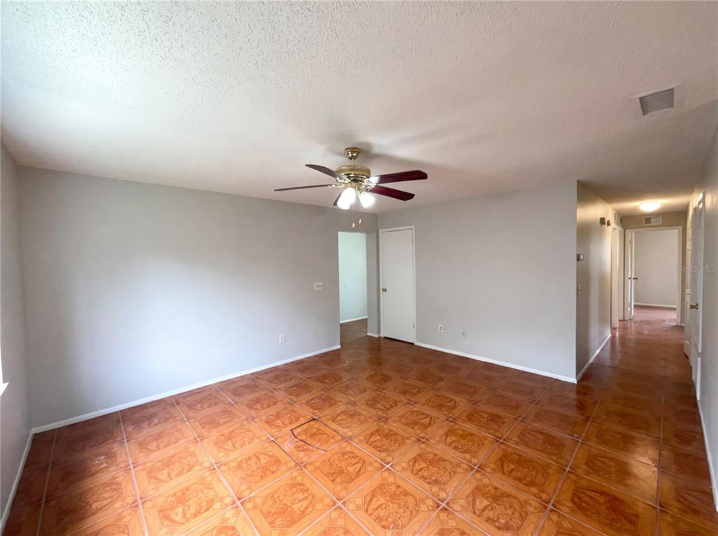 4805 Beacon Street Orlando, FL 32808 - Photo 9 of 26