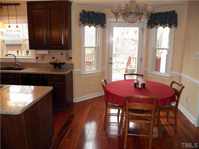 11619 Appaloosa Run East Raleigh, NC 27613 - Photo 4 of 25 Breakfast Area