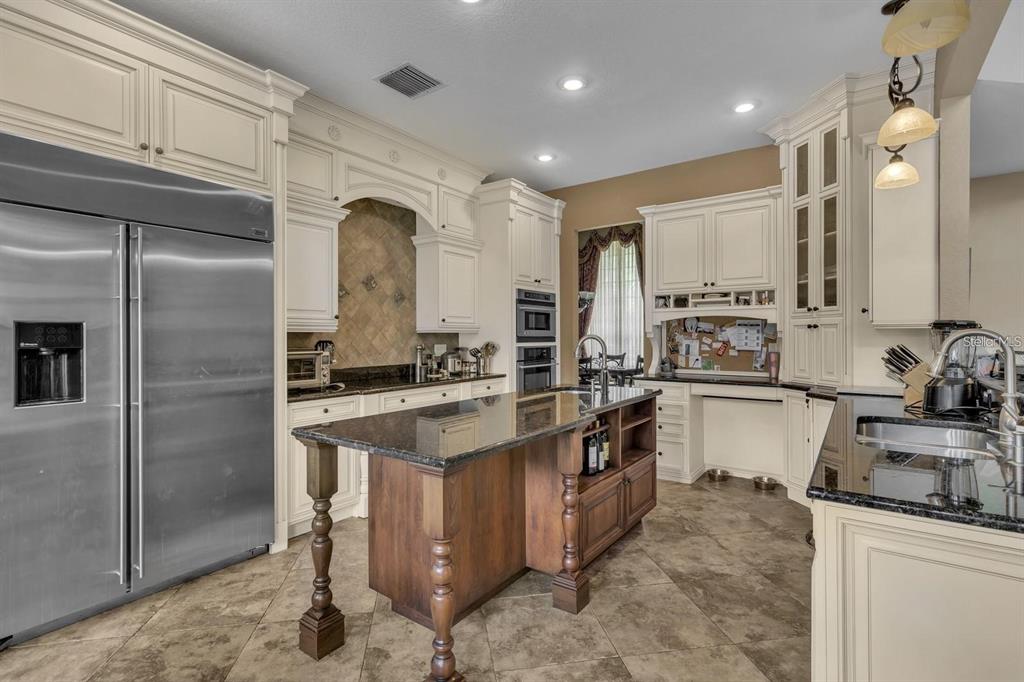 8740 Ingleton Court Orlando, FL 32836 - Photo 8 of 39