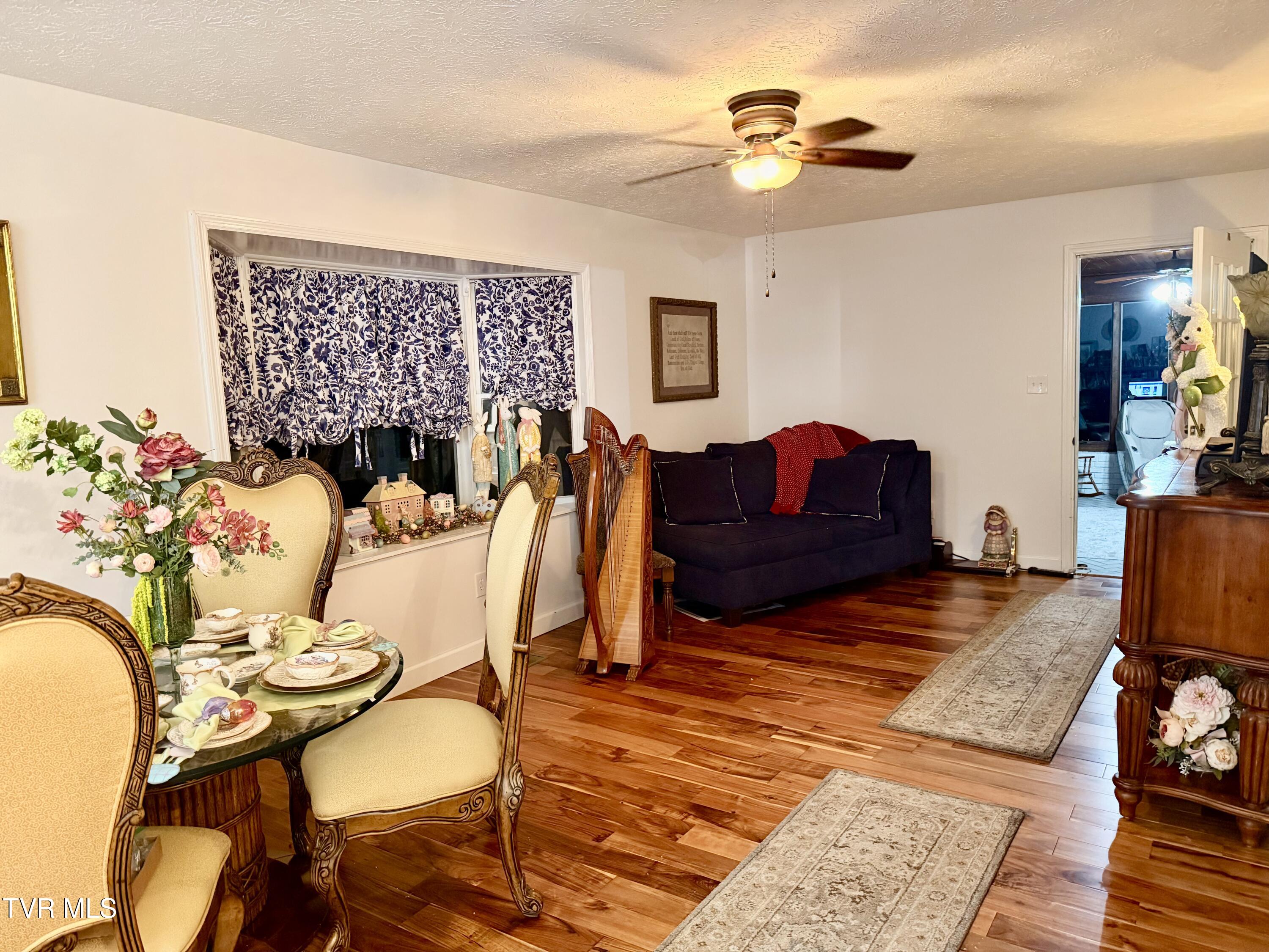 11516 Frederick Road Coeburn, VA 24230 - Photo 14 of 90 IMG_9796