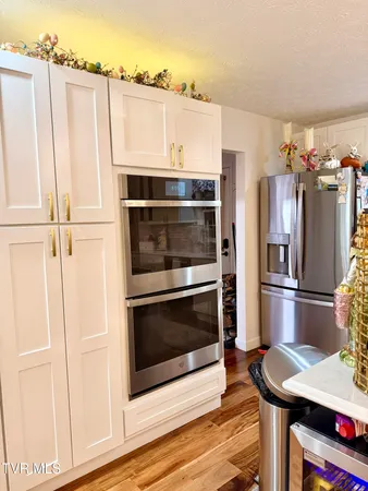$695,000 | 11516 Frederick Road, Coeburn, VA 24230