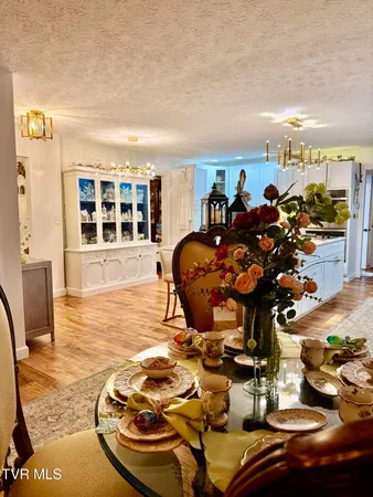$695,000 | 11516 Frederick Road, Coeburn, VA 24230