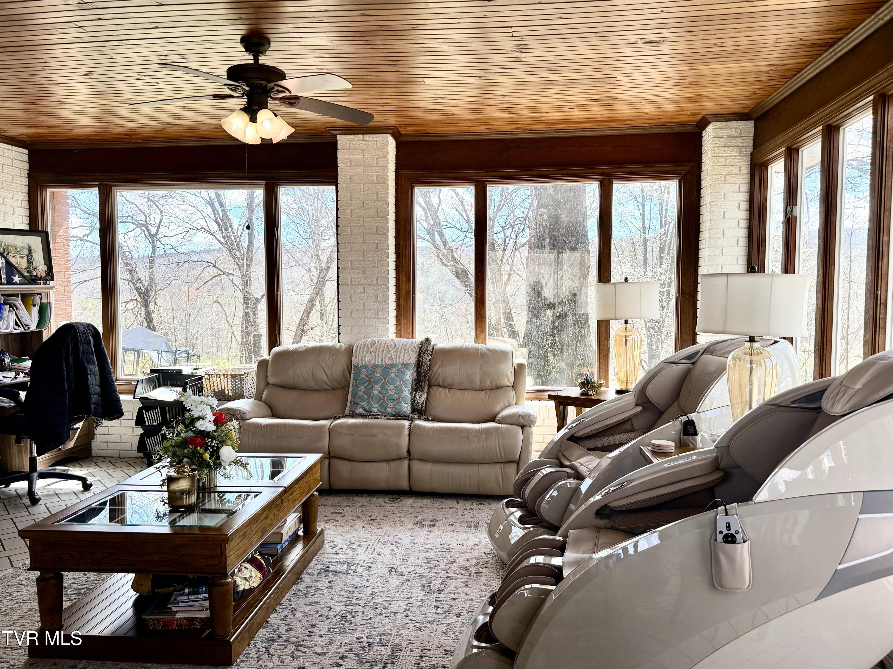 11516 Frederick Road Coeburn, VA 24230 - Photo 66 of 90 IMG_9822