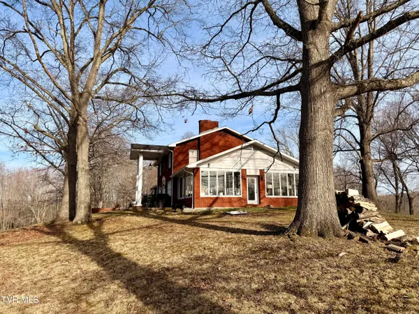 $695,000 | 11516 Frederick Road, Coeburn, VA 24230