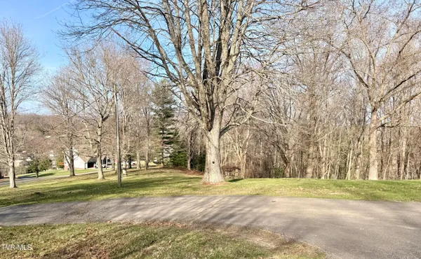 $695,000 | 11516 Frederick Road, Coeburn, VA 24230