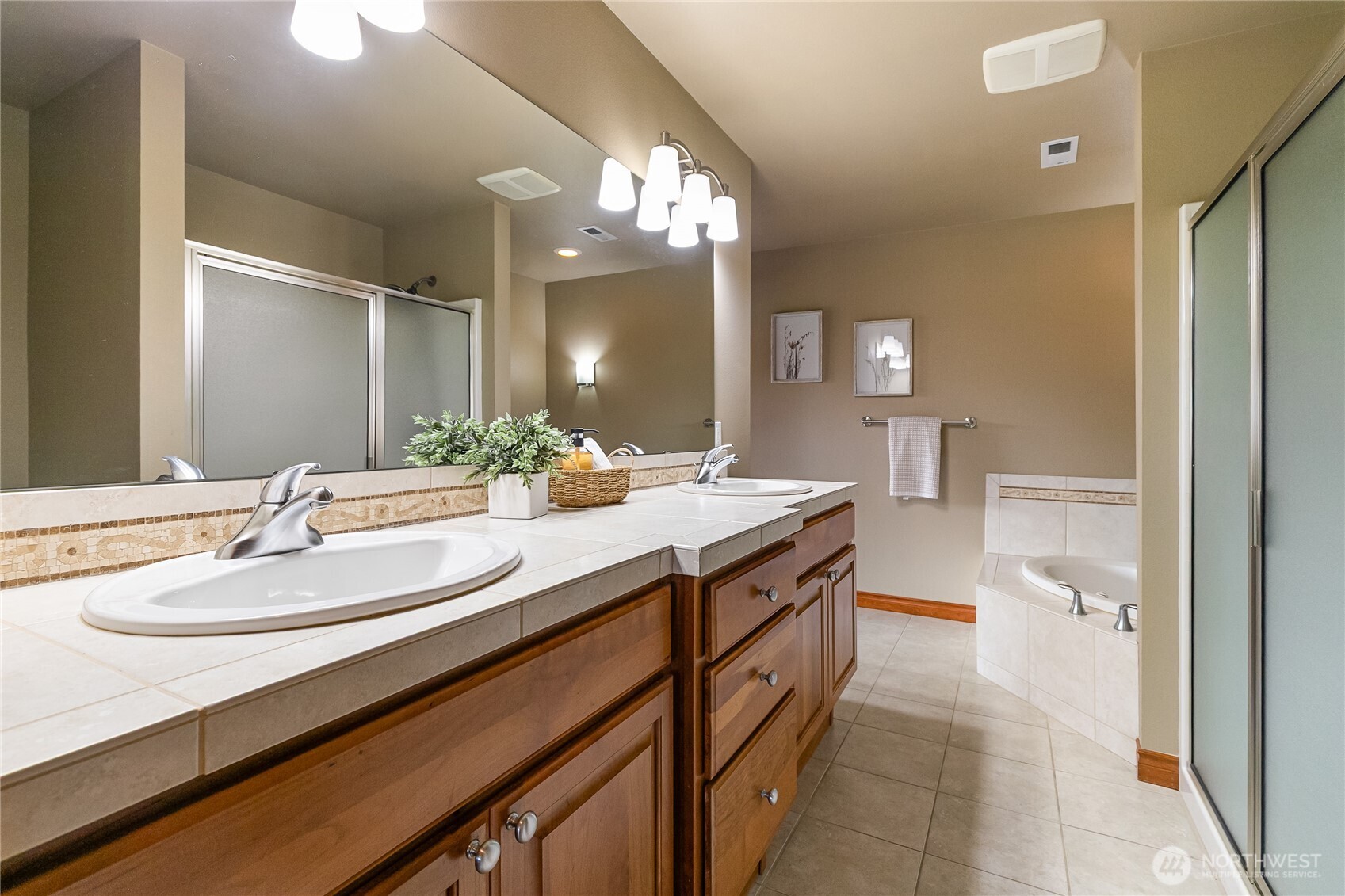 8850 Depot Road, Unit 2 Lynden, WA 98264 - Photo 32 of 40 Gallery Image 32