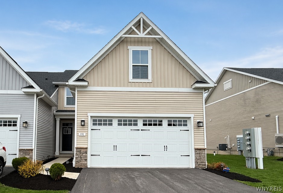 191 Stonebridge Road Grand Island, NY 14072 - Photo 1 of 33