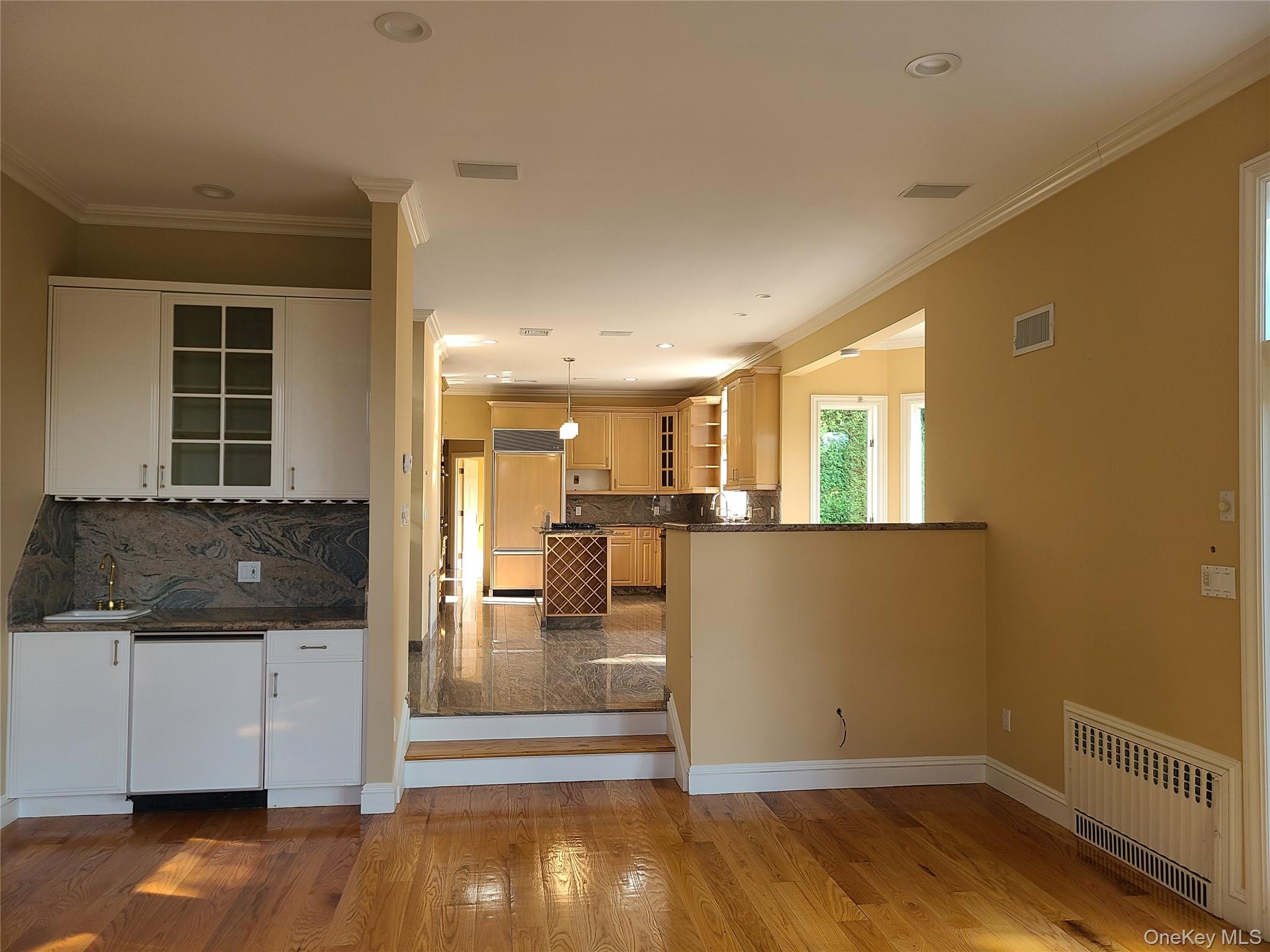 14 Potters Lane New Rochelle, NY 10805 - Photo 5 of 14 a view of a kitchen cabinets and a kitchen counter space
