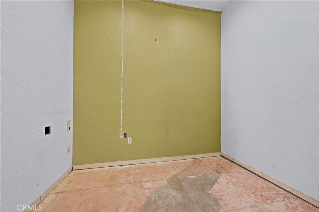 21136 Calistoga Road Middletown, CA 95461 - Photo 10 of 23 Gallery Image 10