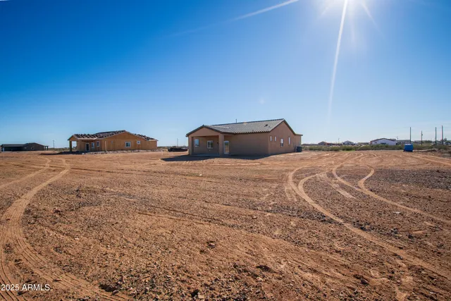 a big room with a yard