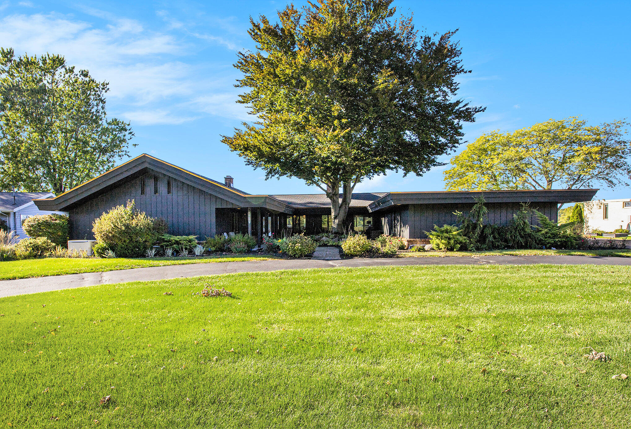 10696 Hewitt Road Brooklyn, MI 49230 - Photo 2 of 65 001_mg_8792