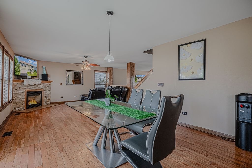 3906 Sedge Street Zion, IL 60099 - Photo 7 of 29 Gallery Image 7