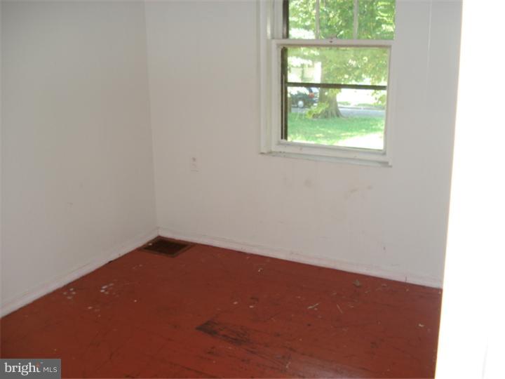 2853 Yorkship Road Camden, NJ 08104 - Photo 6 of 10 Gallery Image 6