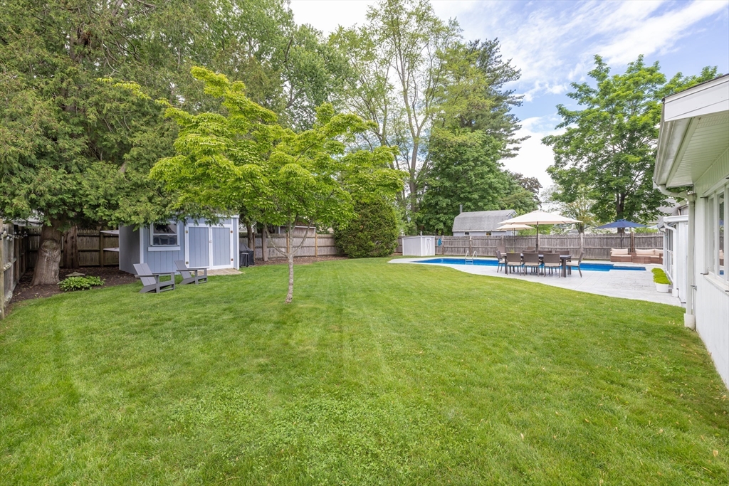 14 Hardwick Road Natick, MA 01760 - Photo 26 of 39