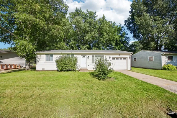 $286,000 | 2804 Old Oak Drive, McHenry, IL 60050