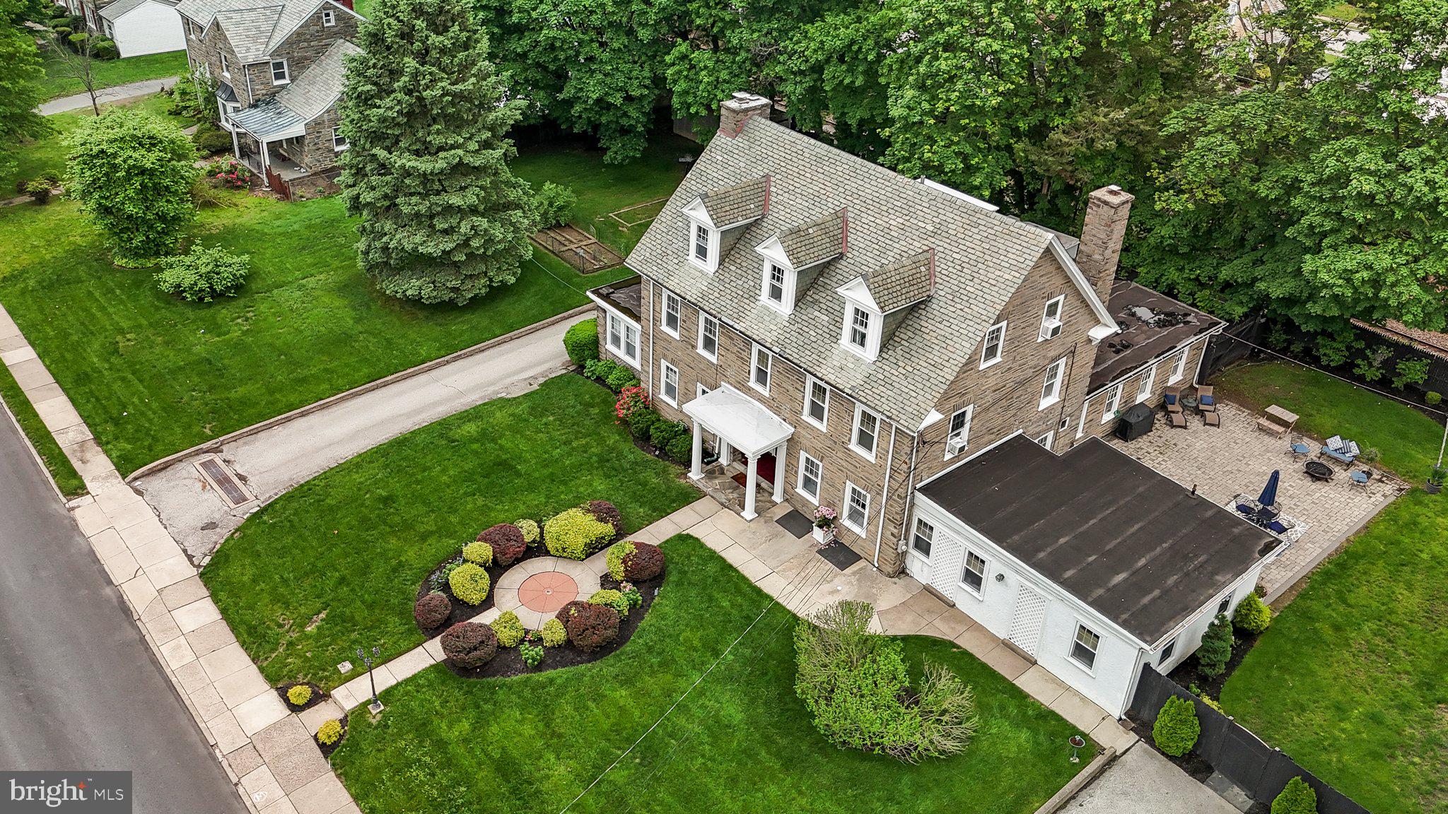 2515 Garrett Road Drexel Hill, PA 19026 - Photo 61 of 61 an aerial view of a house