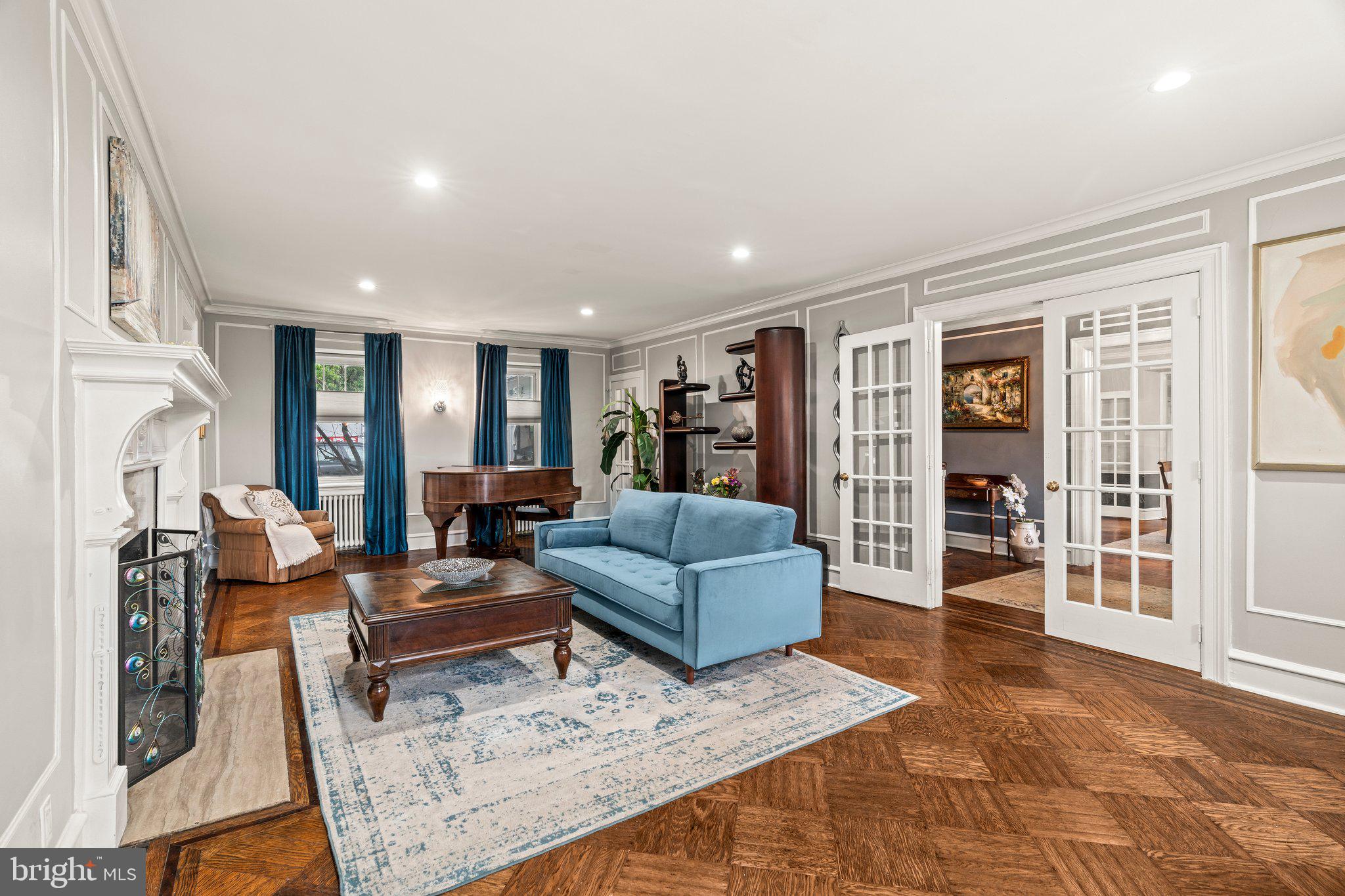 2515 Garrett Road Drexel Hill, PA 19026 - Photo 9 of 61 a living room with furniture and a window