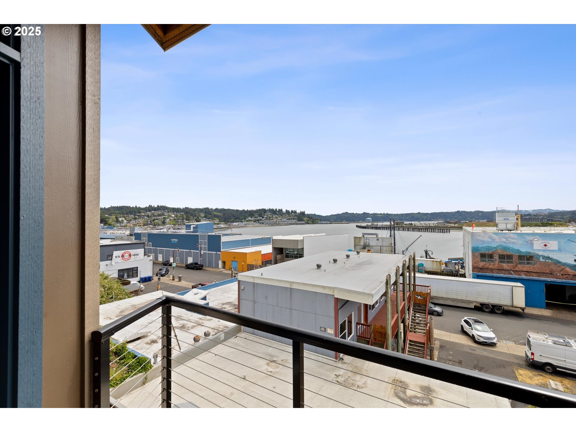 815 Southwest 13th Street, Unit 3 Newport, OR 97365 - Photo 11 of 30