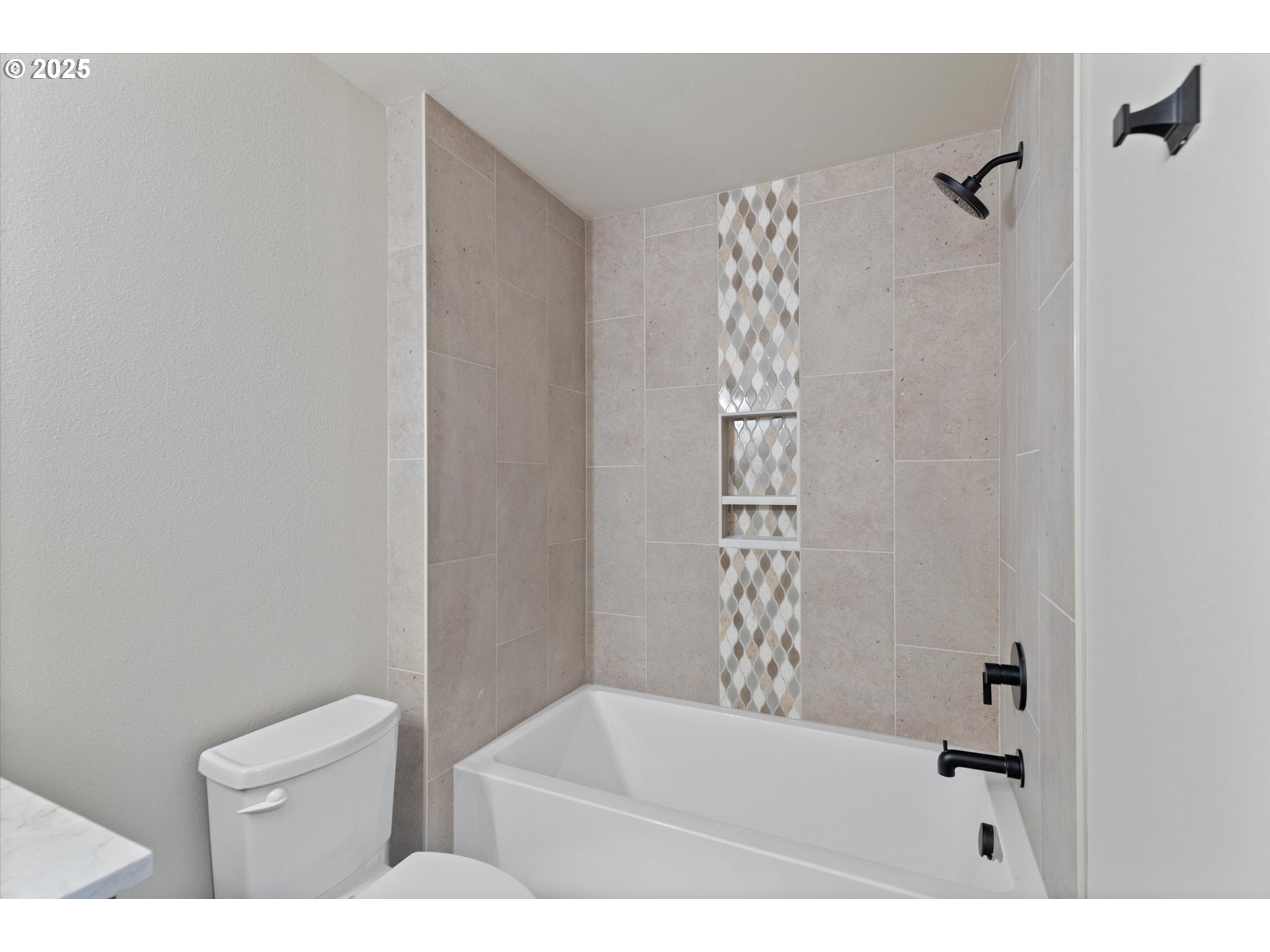 815 Southwest 13th Street, Unit 3 Newport, OR 97365 - Photo 20 of 30