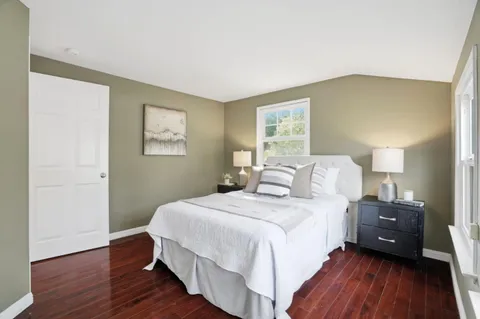 $2,748,000 | 2001 Sharon Avenue, Belmont, CA 94002