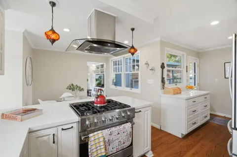 $2,748,000 | 2001 Sharon Avenue, Belmont, CA 94002