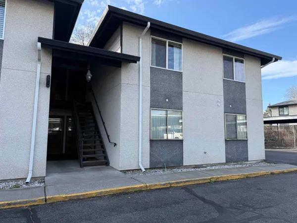 $170,000 | 10409 East Main Avenue, Unit 15, Spokane Valley, WA 99206