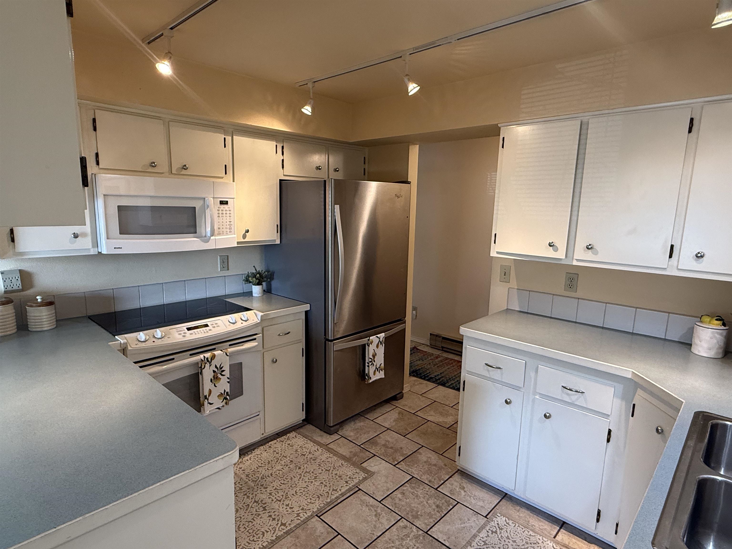 10409 East Main Avenue, Unit 15 Spokane Valley, WA 99206 - Photo 4 of 20