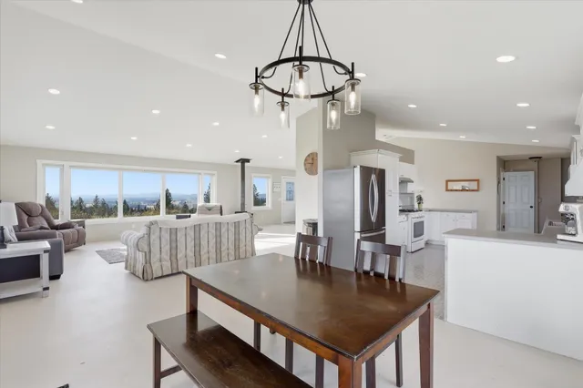 $1,145,000 | 4746 Furzee Road, Clayton, WA 99110