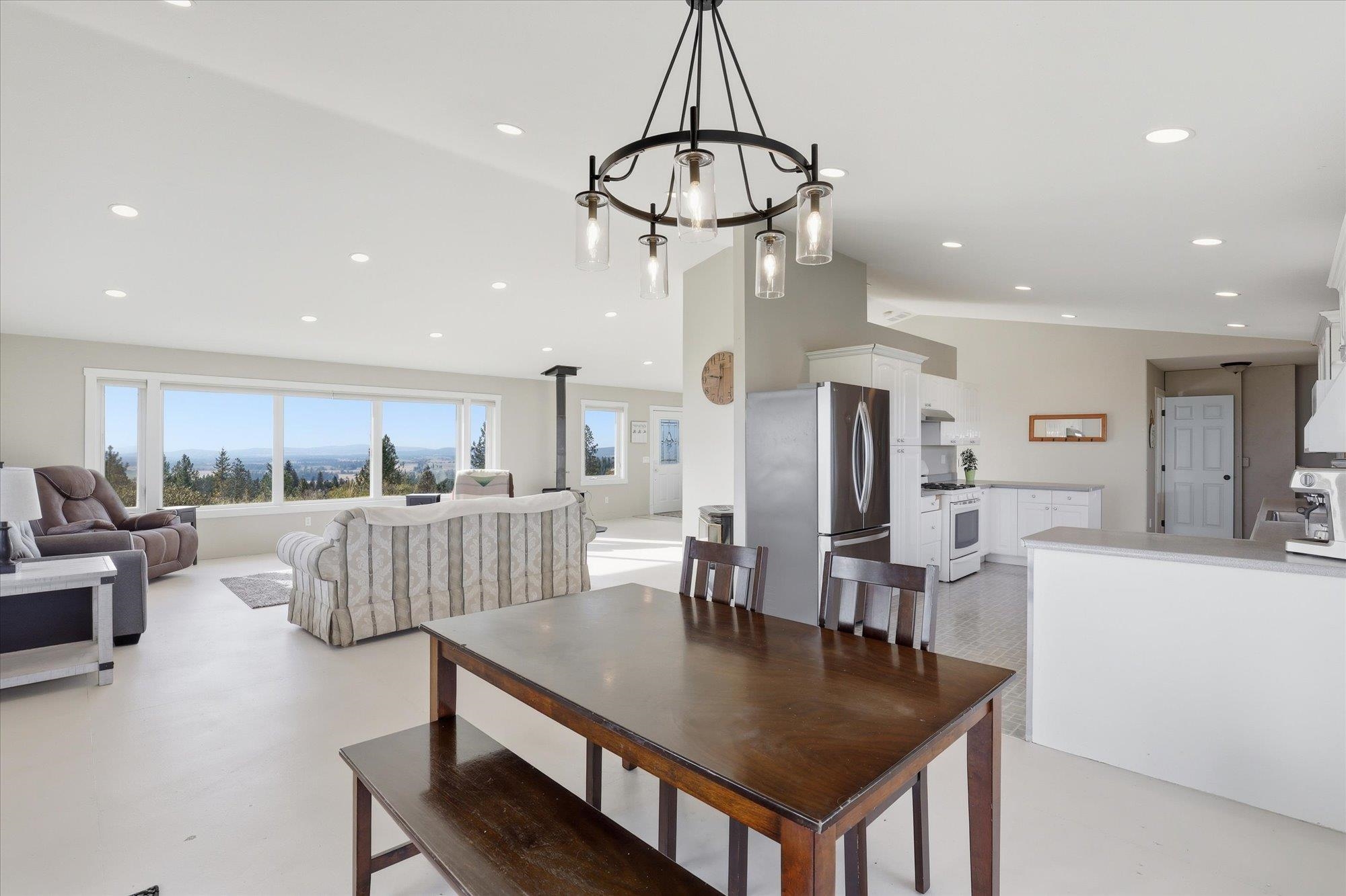 4746 Furzee Road Clayton, WA 99110 - Photo 13 of 50