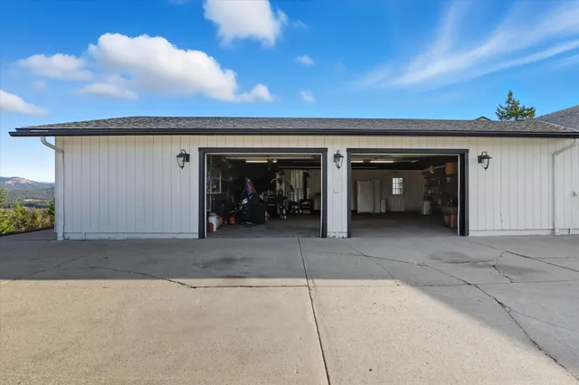 $1,145,000 | 4746 Furzee Road, Clayton, WA 99110