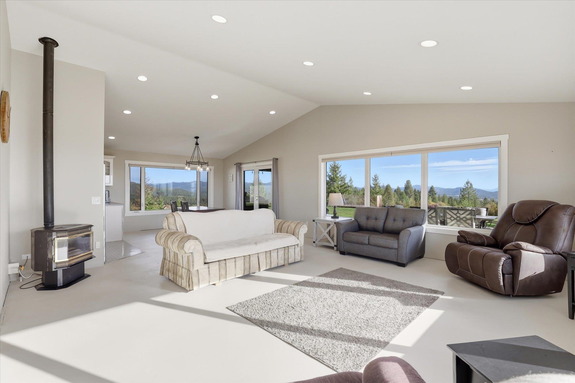 4746 Furzee Road Clayton, WA 99110 - Photo 9 of 50