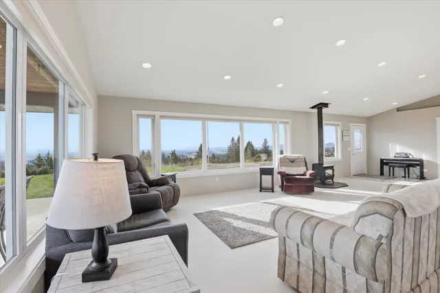 $1,145,000 | 4746 Furzee Road, Clayton, WA 99110