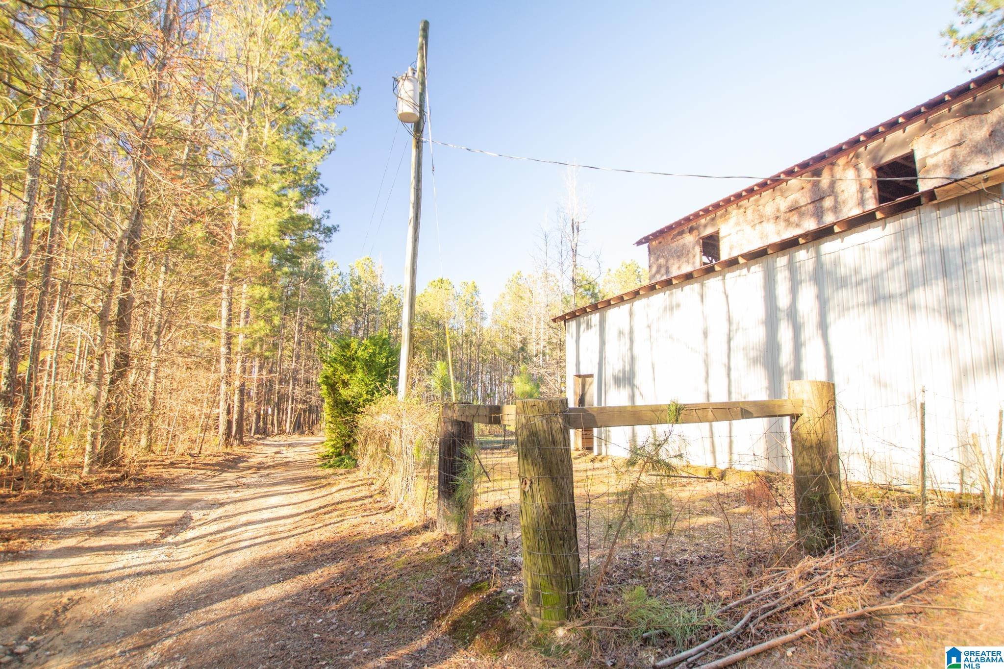 663 County Road 447 Heflin, AL 36264 - Photo 37 of 49