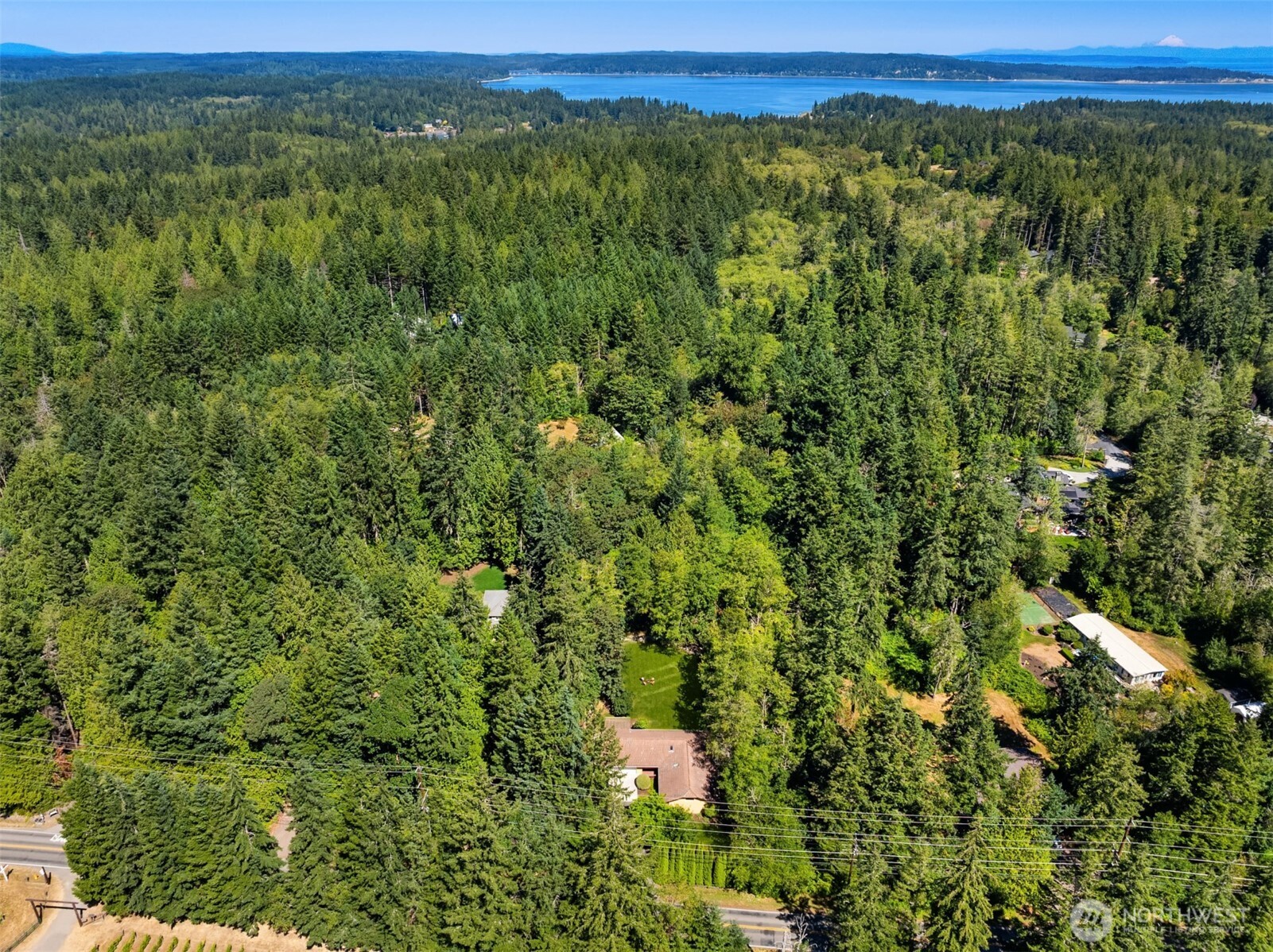 8960 Northeast Day Road Bainbridge Island, WA 98110 - Photo 31 of 40 Gallery Image 31