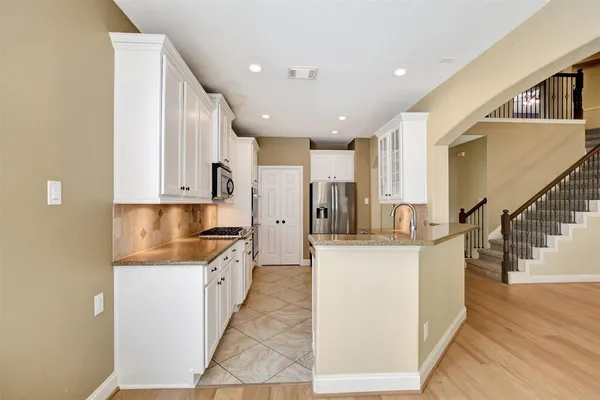 $4,600 | 79 West Frontera Circle, The Woodlands, TX 77382