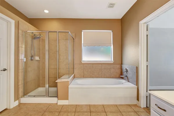 $4,600 | 79 West Frontera Circle, The Woodlands, TX 77382