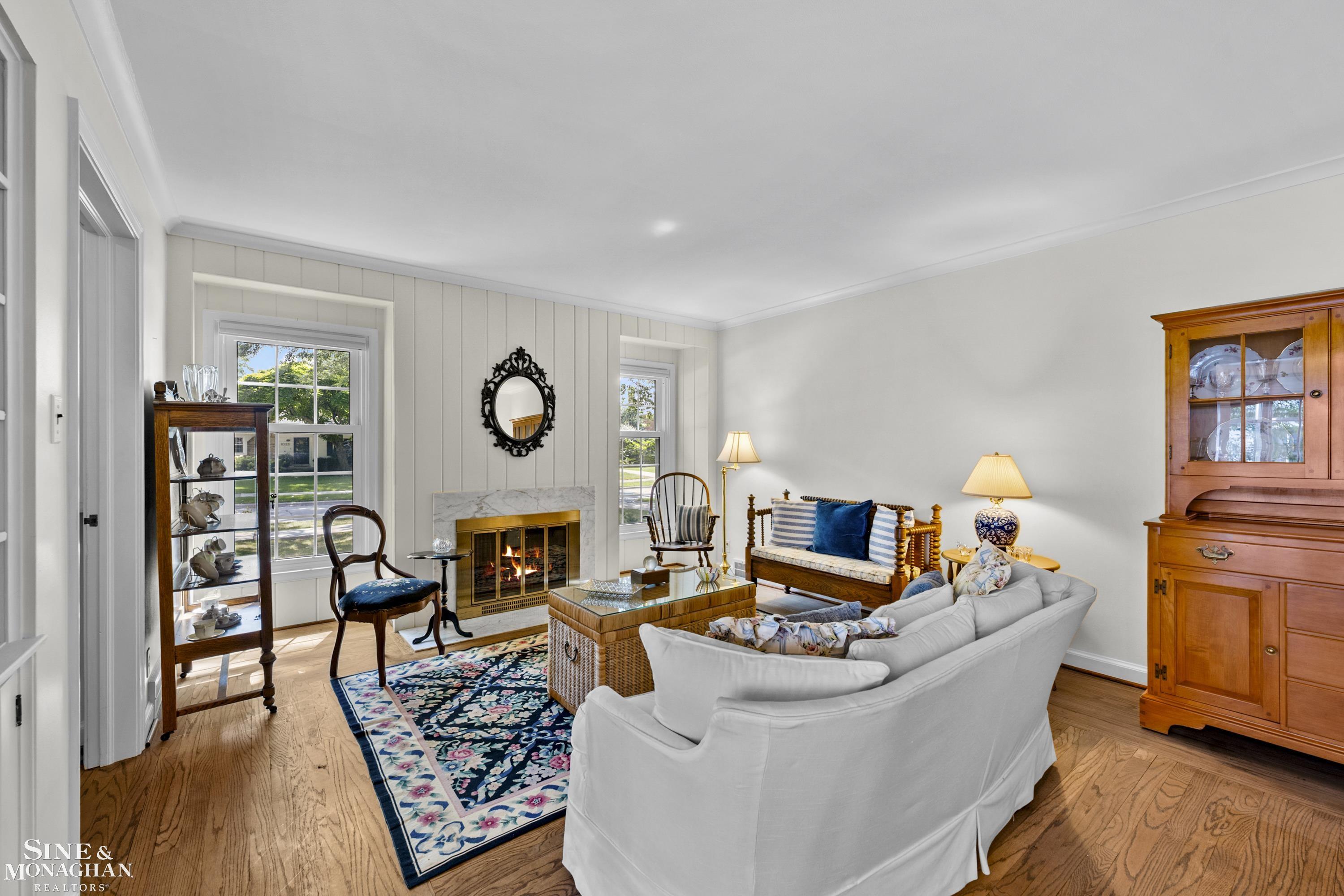 1022 Hampton Road Grosse Pointe Woods, MI 48236 - Photo 6 of 48