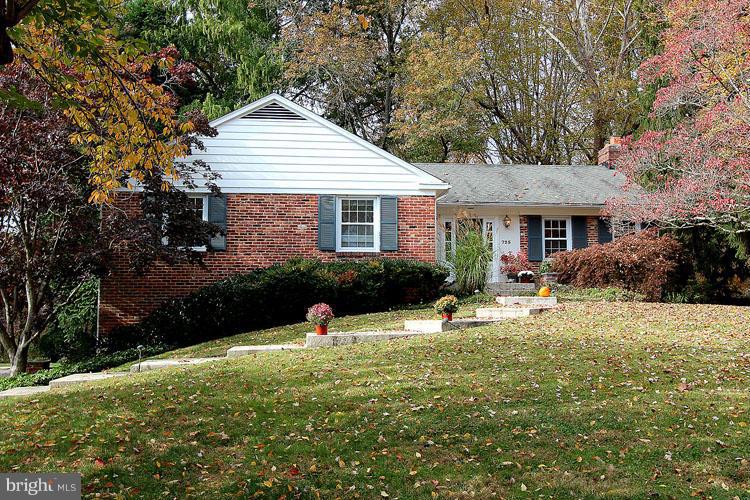 725 Springloch Road Silver Spring, MD 20904 - Photo 1 of 26 Front