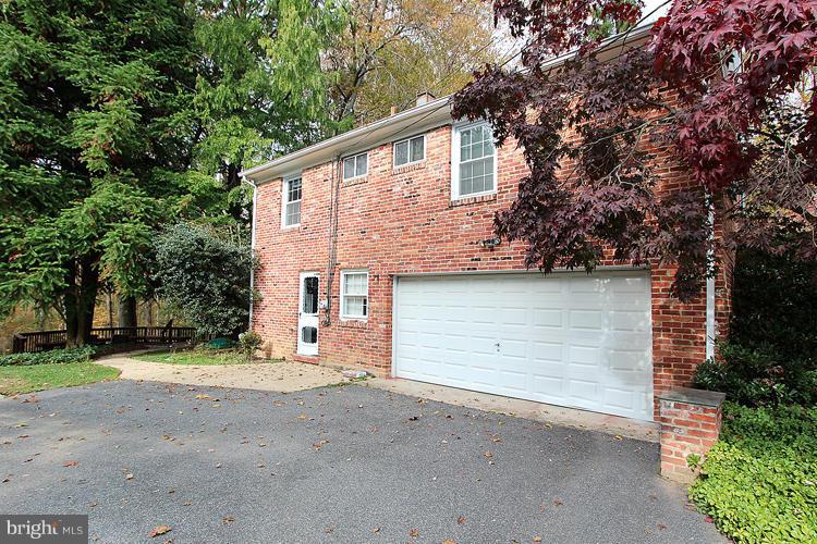 725 Springloch Road Silver Spring, MD 20904 - Photo 22 of 26 2 Car Garage