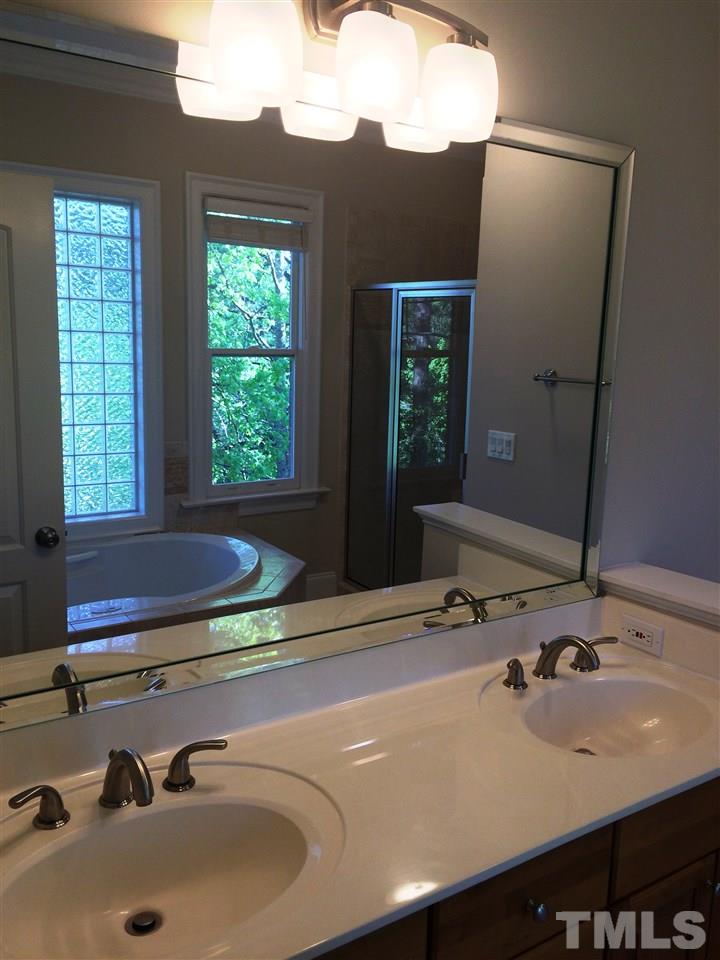 12604 Port Chester Court Raleigh, NC 27614 - Photo 20 of 25 Gallery Image 20