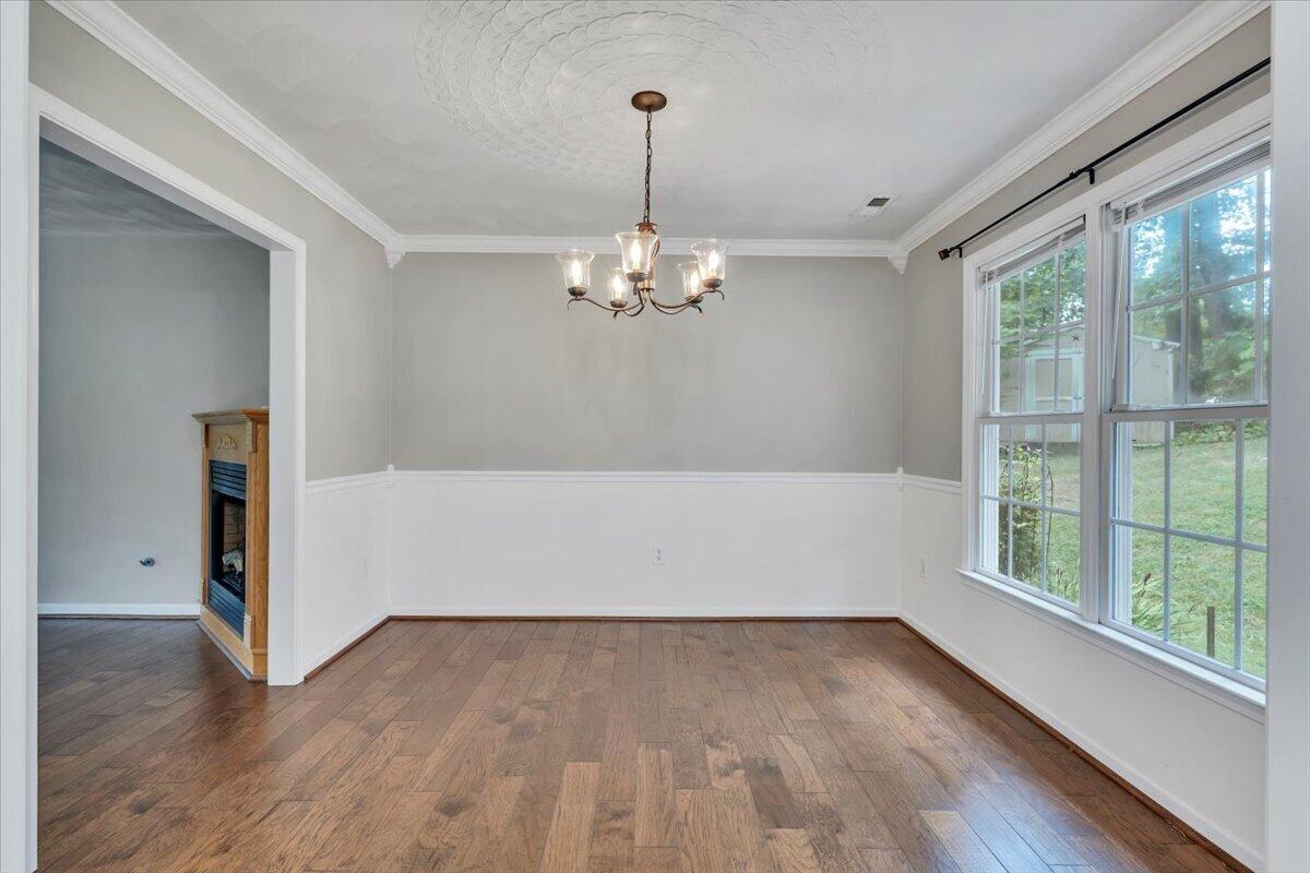 239 Pin Oak Drive Blue Ridge, VA 24064 - Photo 12 of 47 12-MIB02117