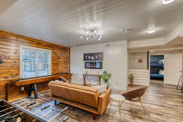 $699,000 | 85 Foster Cove Road, Epworth, GA 30541