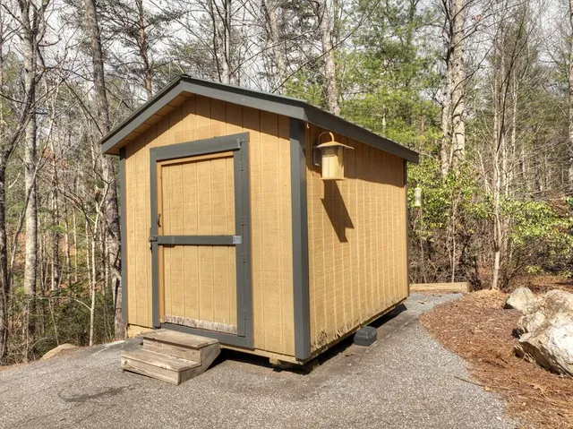 $699,000 | 85 Foster Cove Road, Epworth, GA 30541