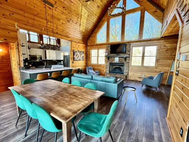 $699,000 | 85 Foster Cove Road, Epworth, GA 30541