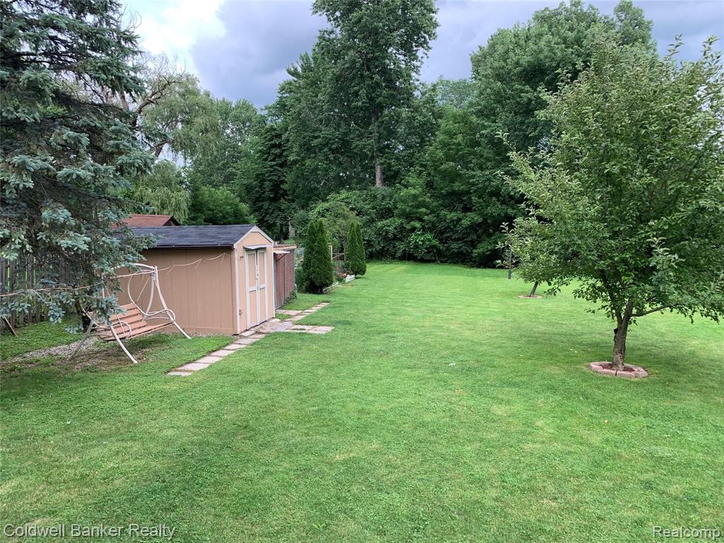 3331 Grant Road Rochester Hills, MI 48309 - Photo 17 of 23