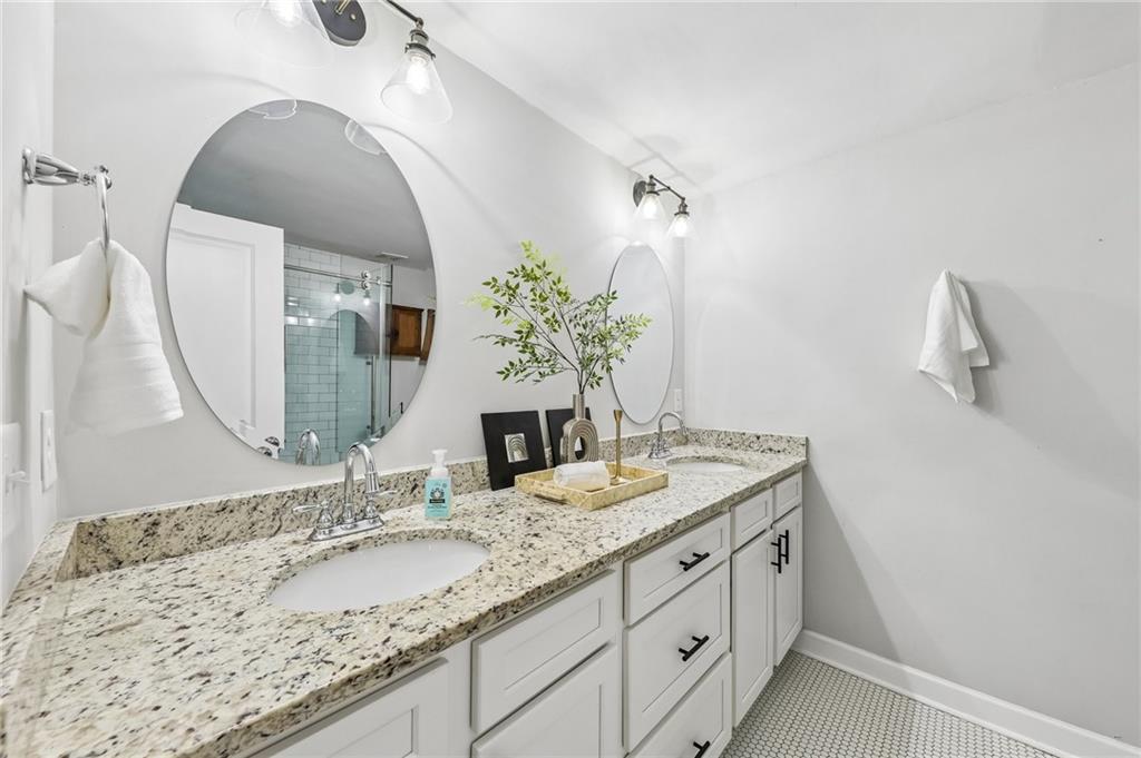 1077 Birch Street Southwest Atlanta, GA 30310 - Photo 15 of 33