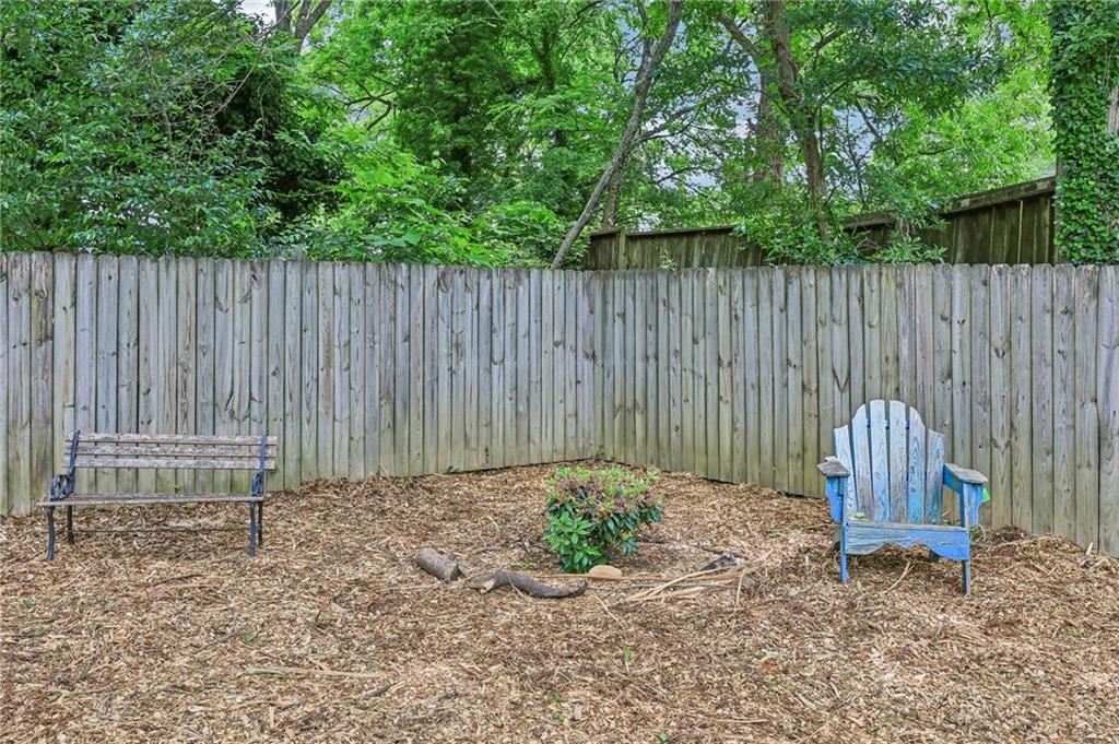 1077 Birch Street Southwest Atlanta, GA 30310 - Photo 24 of 33